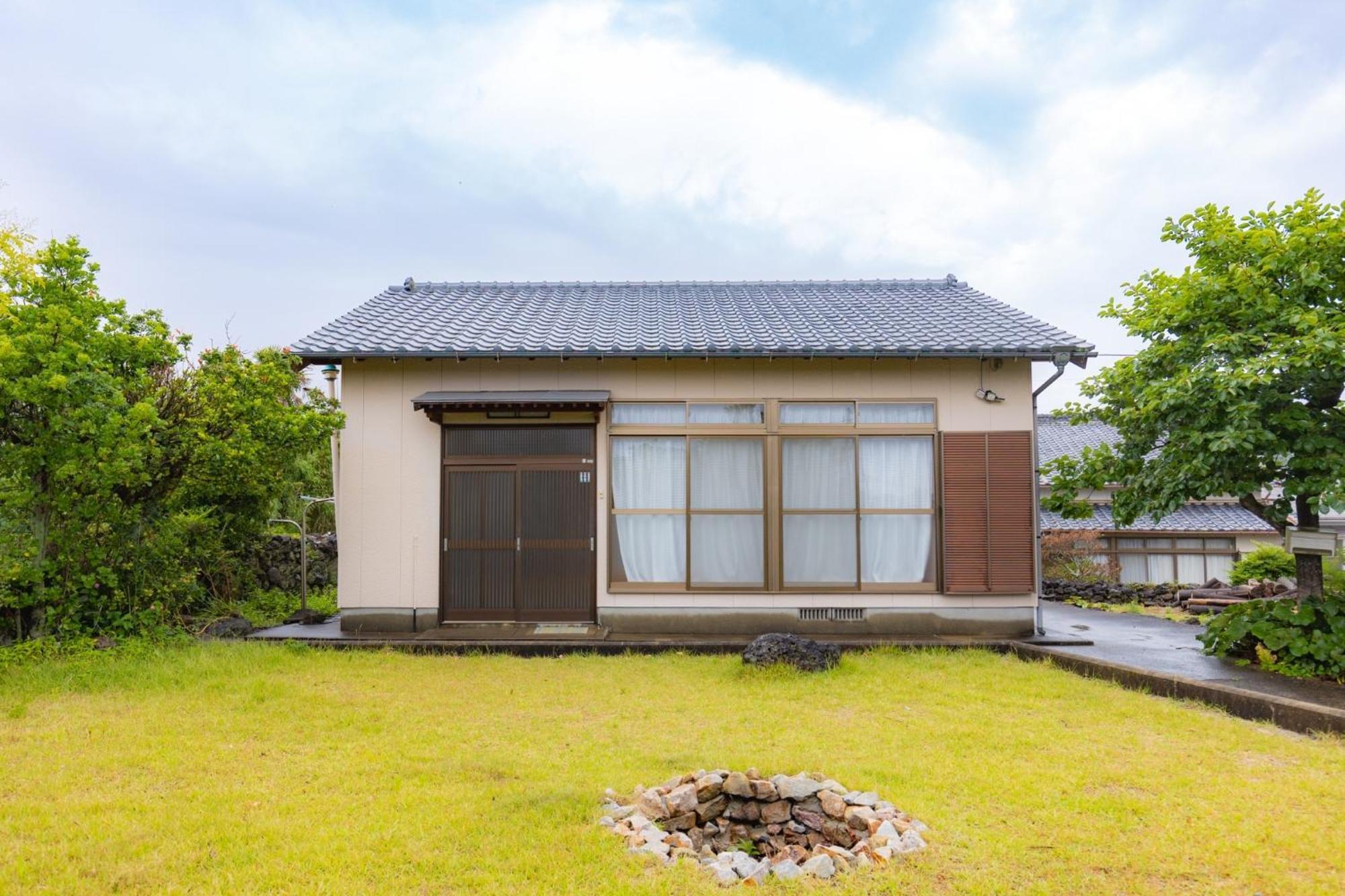 Goto I-House Villa ภายนอก รูปภาพ